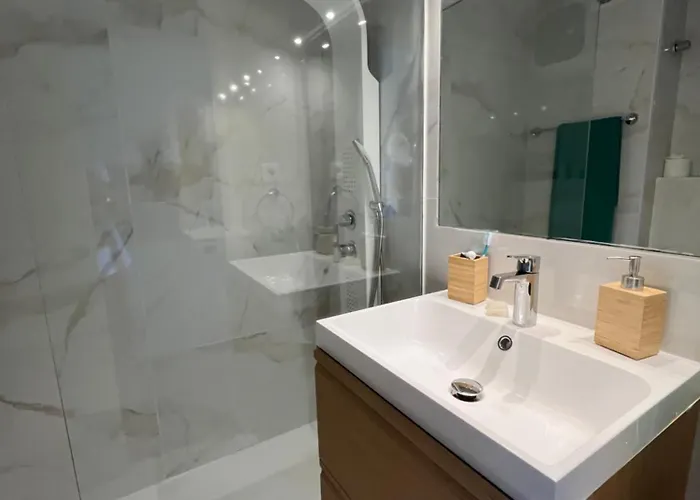 Torres Del Castillo, 108cactus كوستا دي أنتيجوا